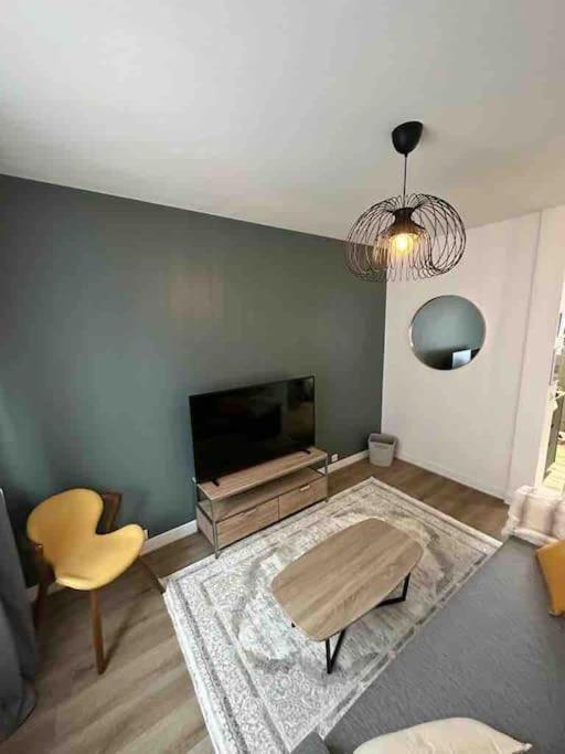 Le Saint-Mande Elegant Et Pratique, Metro 1 A Deux Pas Apartment Exterior photo